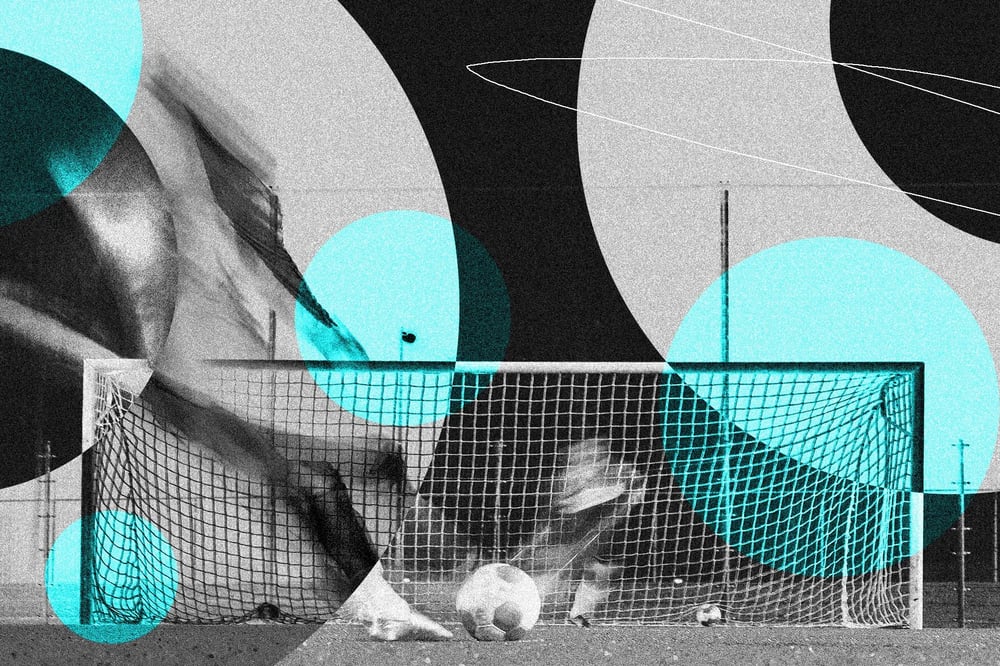 120424_Soccer Training in Darkness